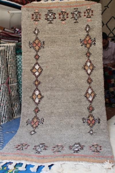 Beni ourain rug : moroccan carpet