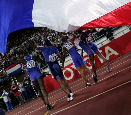 dimanche aout 14, 23h28 - Le Bon Bilan Des AthlÈTes FranÇAis À Helsinki - Les relayeurs français du 4x100 mètres (de gauche à droite) Ladji Doucouré, Eddy 