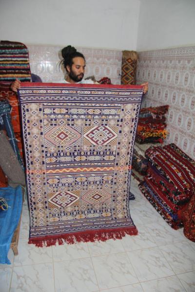 Vintage Moroccan Kilim rug Berber design